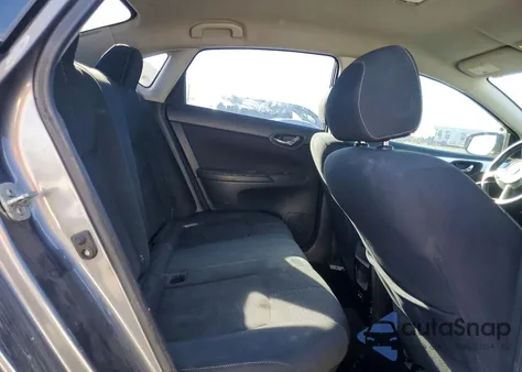 2018 Nissan Sentra S z USA, uszkodzony, nr VIN 3N1AB7AP6JY337074